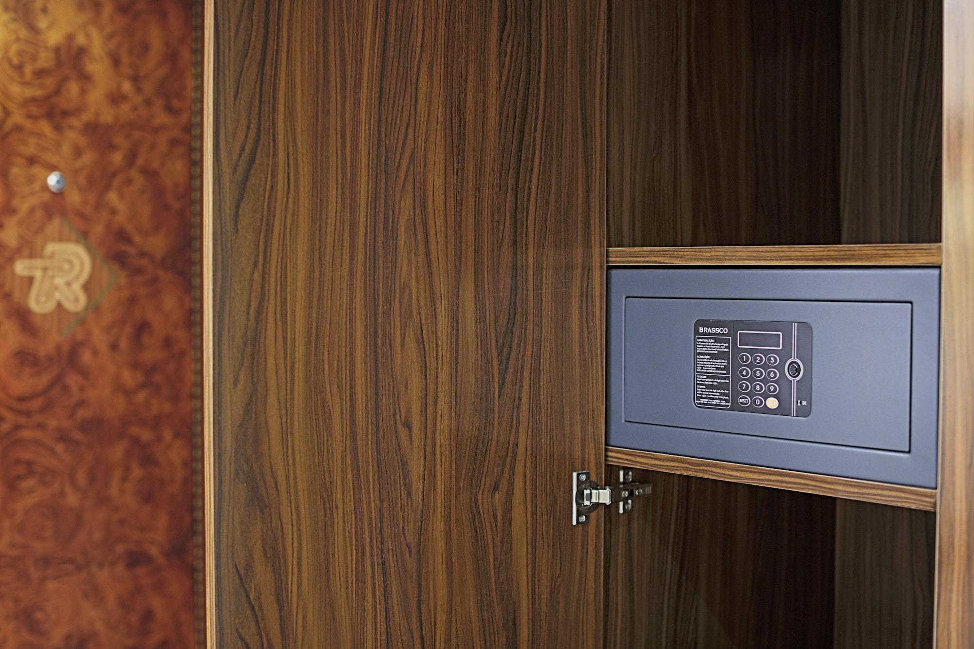 World Point Hotel 4*